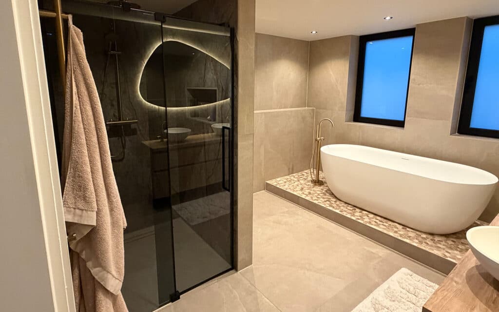 Complete badkamer renovatie voorbeeld eindresultaat